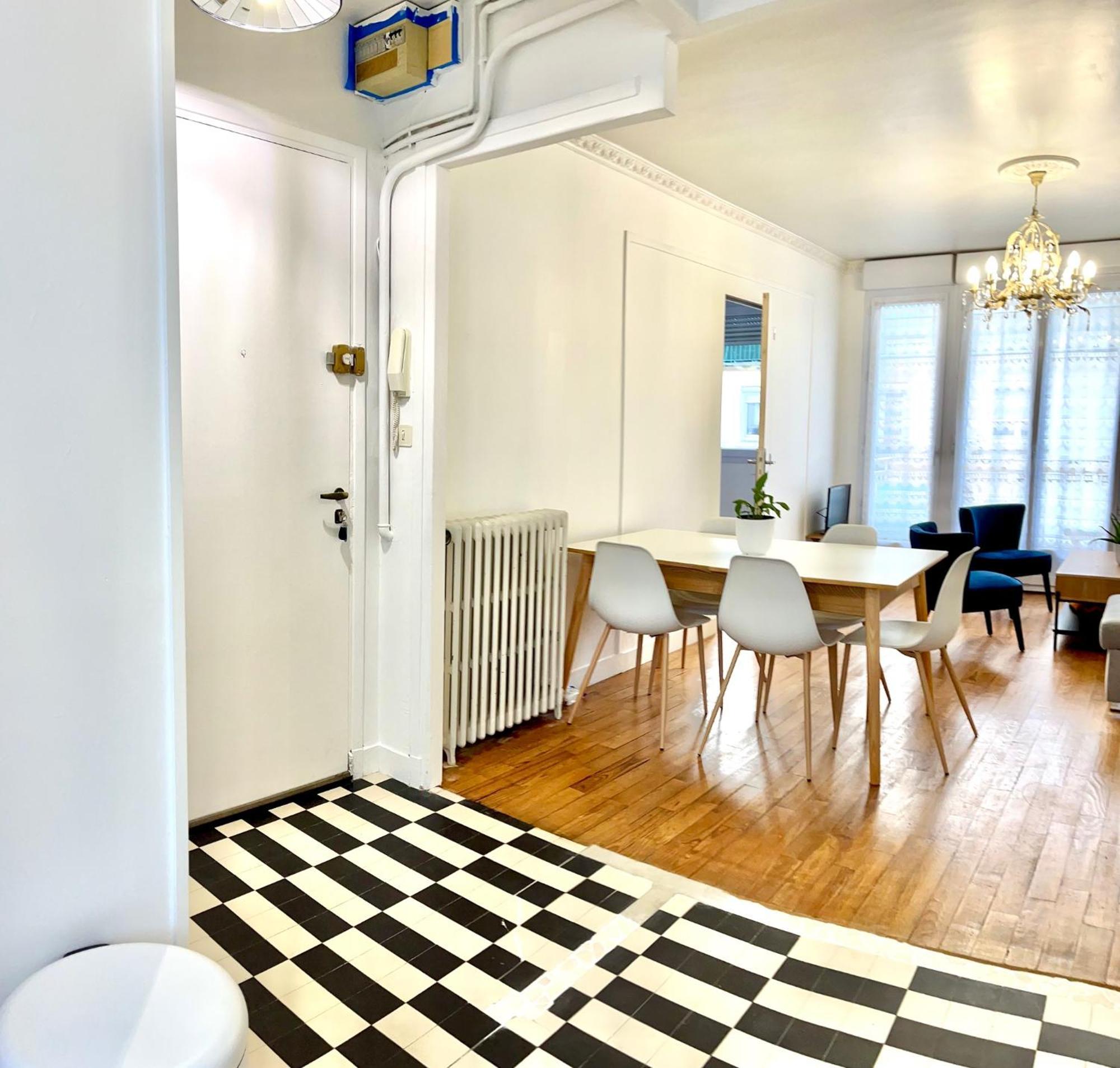 T & A - Cosy Et Lumineux Au Coeur De Ville - 6-8 Pers Ванн Экстерьер фото