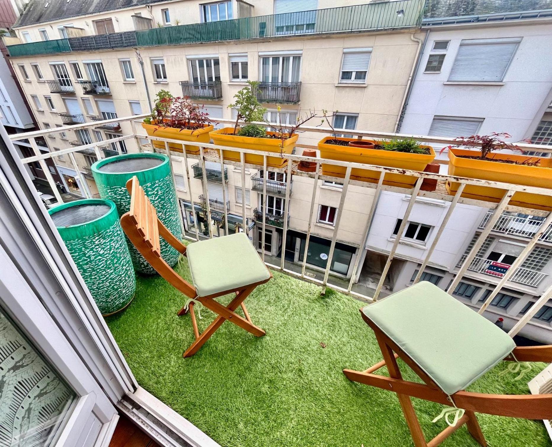 T & A - Cosy Et Lumineux Au Coeur De Ville - 6-8 Pers Ванн Экстерьер фото
